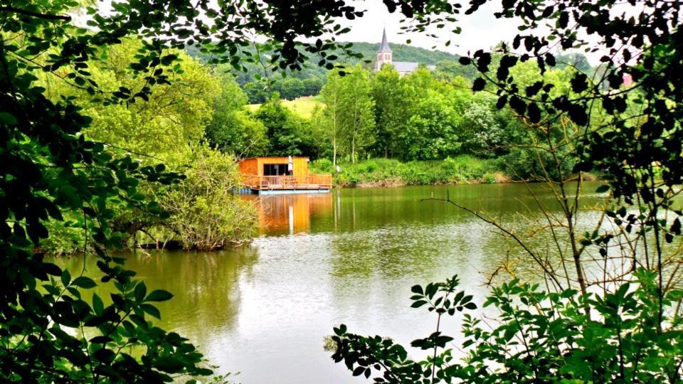 Cabanes Flottantes Et Gites Au Fil De L'Eau Colleville Bagian luar foto