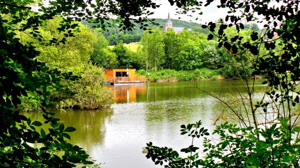 Cabanes Flottantes Et Gites Au Fil De L'Eau Colleville Bagian luar foto