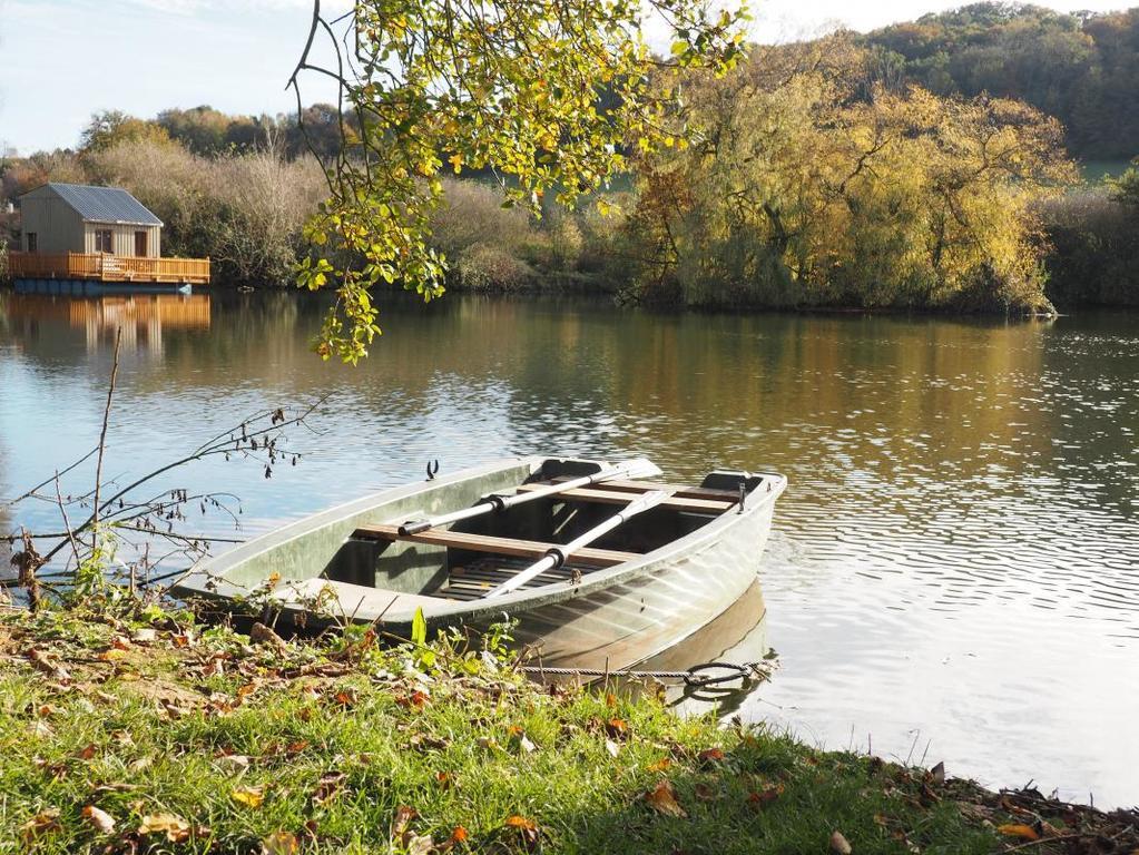 Cabanes Flottantes Et Gites Au Fil De L'Eau Colleville Bagian luar foto